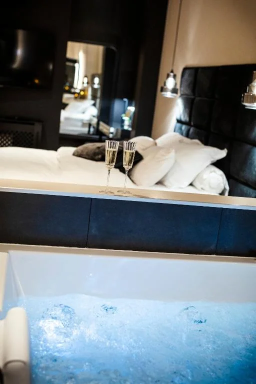 Hédoné Suite de luxe et Spa privatif